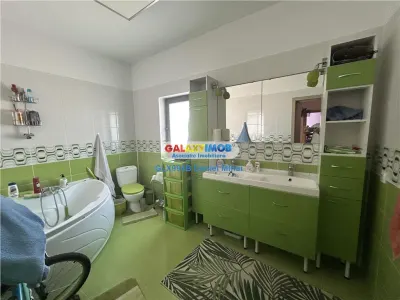 uplex 4 camere-Mansarda utila-Curte amenajata-Pivnita-str Safirului - foto 18