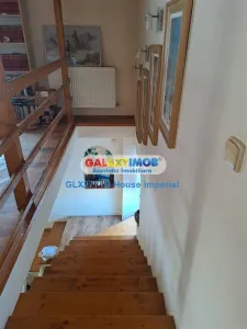 Vila  Central localitatea Gradistea -Comana - foto 11