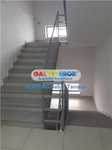 de inch  ap cu 2 camere ultracentral FOND NOU cu parcare - foto 14