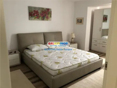 de inch  ap cu 2 camere ultracentral FOND NOU cu parcare - foto 7