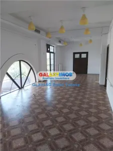 De Inchiriat Spatiu Comercial 280 mp  Central- etaj 1 - foto 8