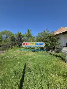 Vindem teren intravilan 3600 mp Calinesti , deschidere 58 m - foto 4