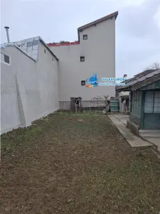 vanzare casa demolabila cu teren 221mp 23August - Bucuresti