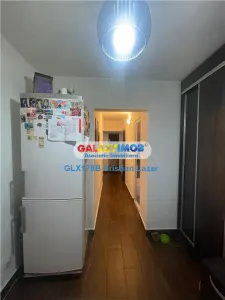 Vanzare 3 camere Crangasi, str. 9 Mai - foto 12