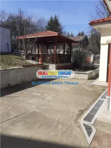 de inchiriat casa 3 cam 80 mp utili si curte 300mp ULTRACENTRAL - Pitesti