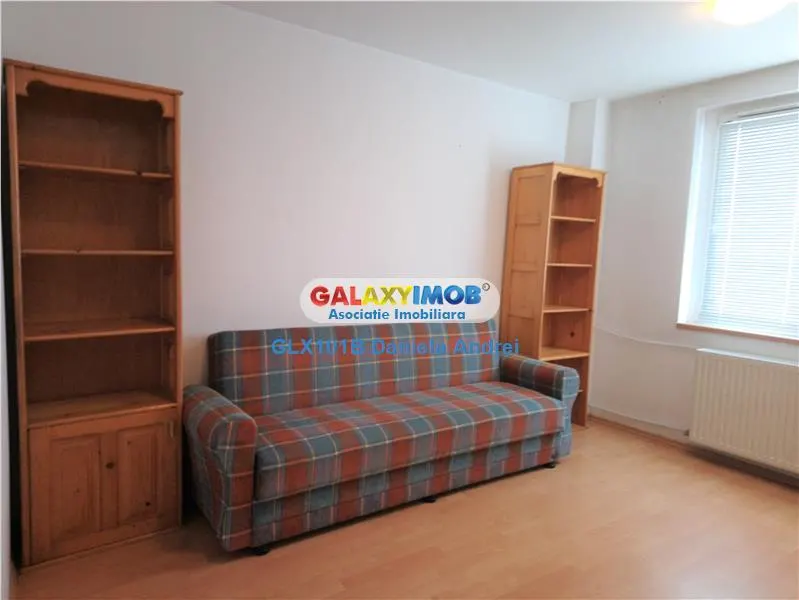 VANZARE APARTAMENT 3 CAMERE 115000 EURO ZONA DRISTOR - foto 8