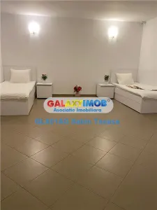 De vanzare vila moderna P+E CRAIOVEI 260 mp si teren 2500mp - Pitesti