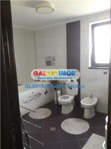 de inch vila P+E langa tg saptamanal  moderna la cheie 450mp teren - foto 6