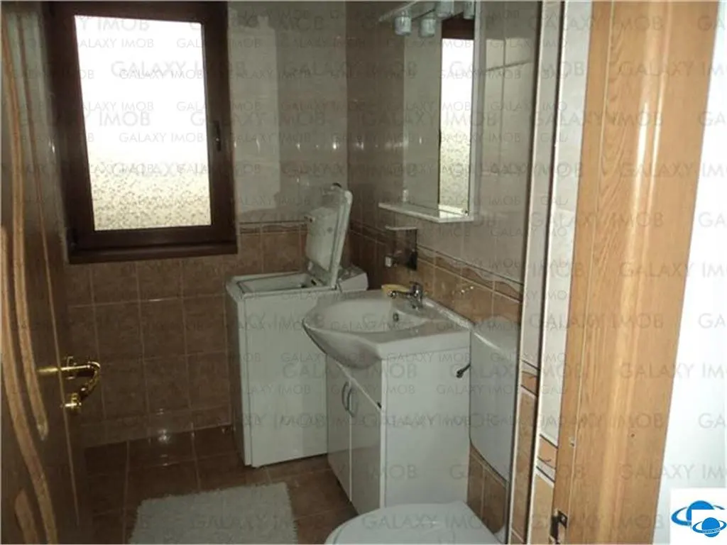 De inchiriere vila de lux zona Prundu - foto 8