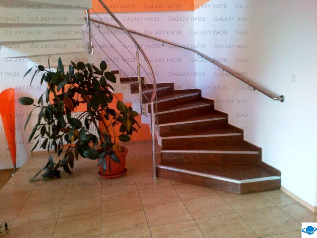 de inchiriat apartament cu 4 camere conf 1 decin vila in trivale - foto 2