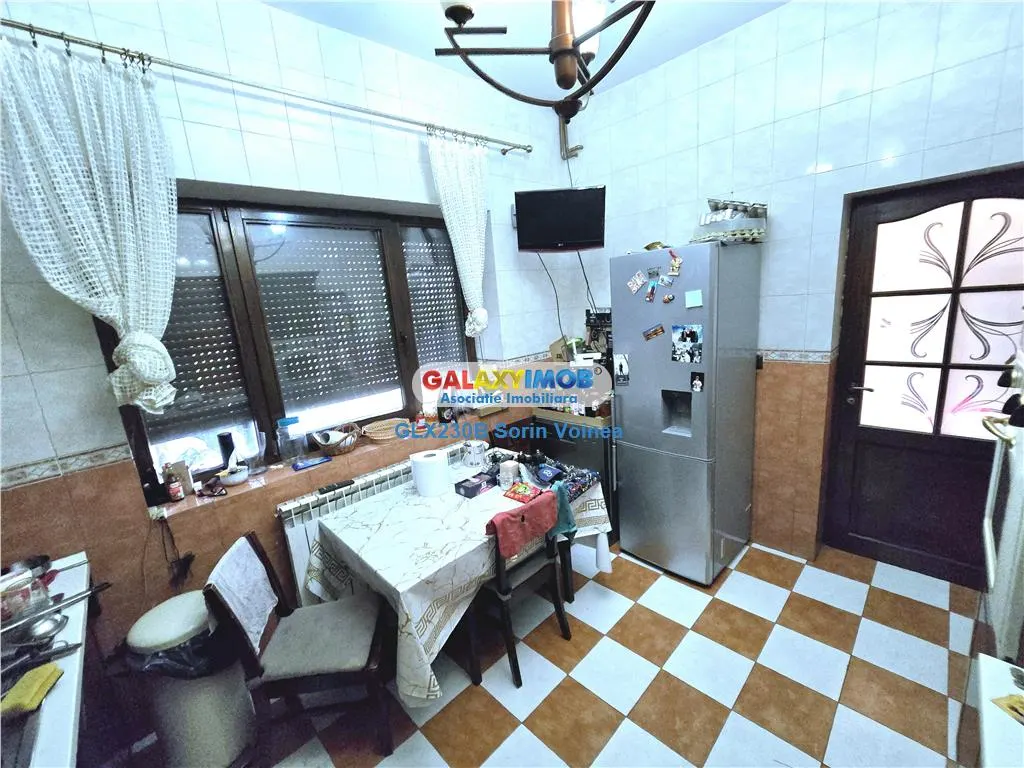 Casa 5 camere Crangasi | 210 mp | P+1+M | curte libera 350 mp | metrou - foto 17