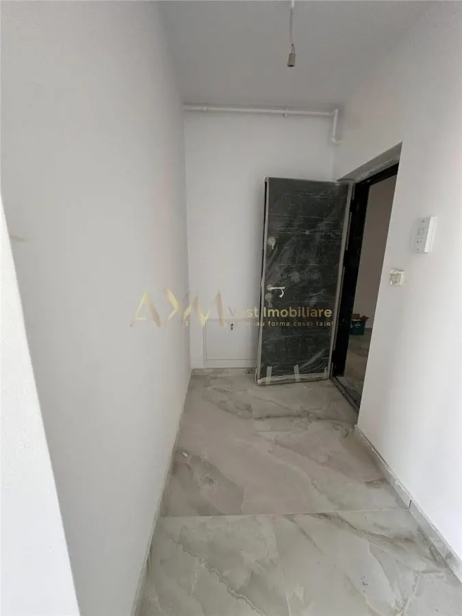 Vanzare apartament 2 camere - foto 5