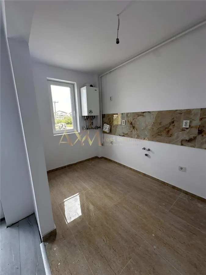 Vanzare apartament 3 camere - foto 1