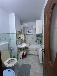 Vanzare apartament 3 camere - foto 14
