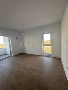 Vanzare apartament 2 camere - foto 6