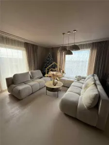 Casa deosebita cu 3 camere 7,5 ari - foto 4