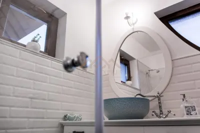 Villa de Vanzare / Proprietate Exclusiva in Zona Centrala a Zalaului - foto 8