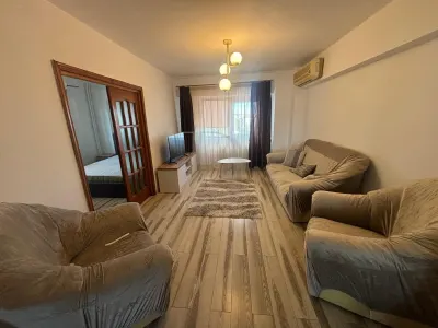 Pacurari - OMV , apartament 4 camere , 100 mp etaj intermediar - Iasi