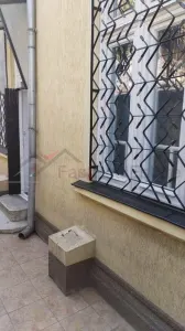 Casa la curte , zona Dorobanti. - Bucuresti