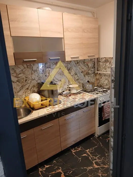 Garsoniera renovata Luminisului Baia Mare - foto 5