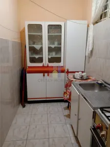 Apartament Ultracentral 2 camere,47mp utili, la curte, imobil P+1 - foto 5