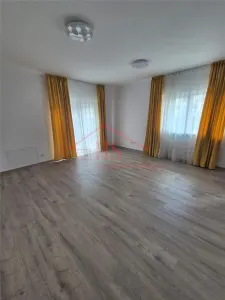 Apartament finisat, 2 camere+gradina, parter. Zona Parc Poligon, Floresti - Floresti