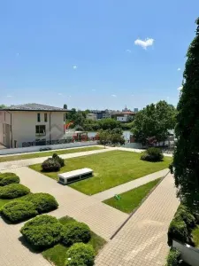 Apartament 3 camere  decomandat 105mp - foto 6