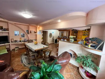 Etaj 1 decomandat 88 mp, 3 cam conf.1 Dorobantilor - Braila
