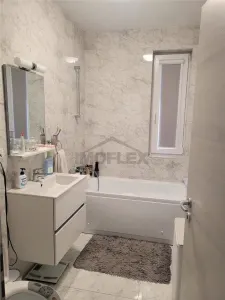 Apartament cu 4 camere utilat și mobilat premium de vânzare - foto 11
