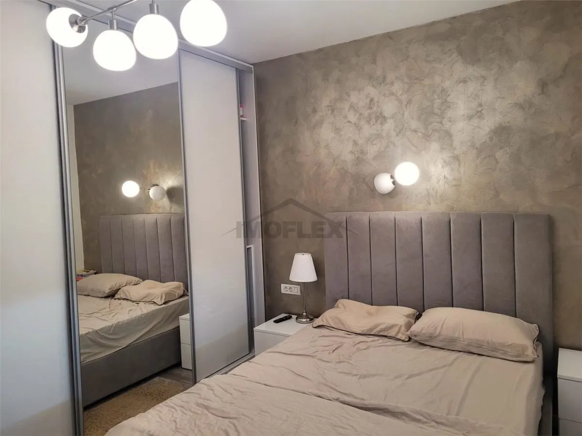 Apartament cu 4 camere utilat și mobilat premium de vânzare - foto 7
