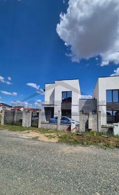 Vand duplex in Giroc - foto 1