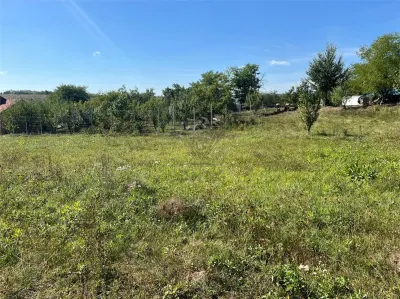 Teren intravilan 2.075 mp, construibil, comuna Drajna, Prahova - foto 4