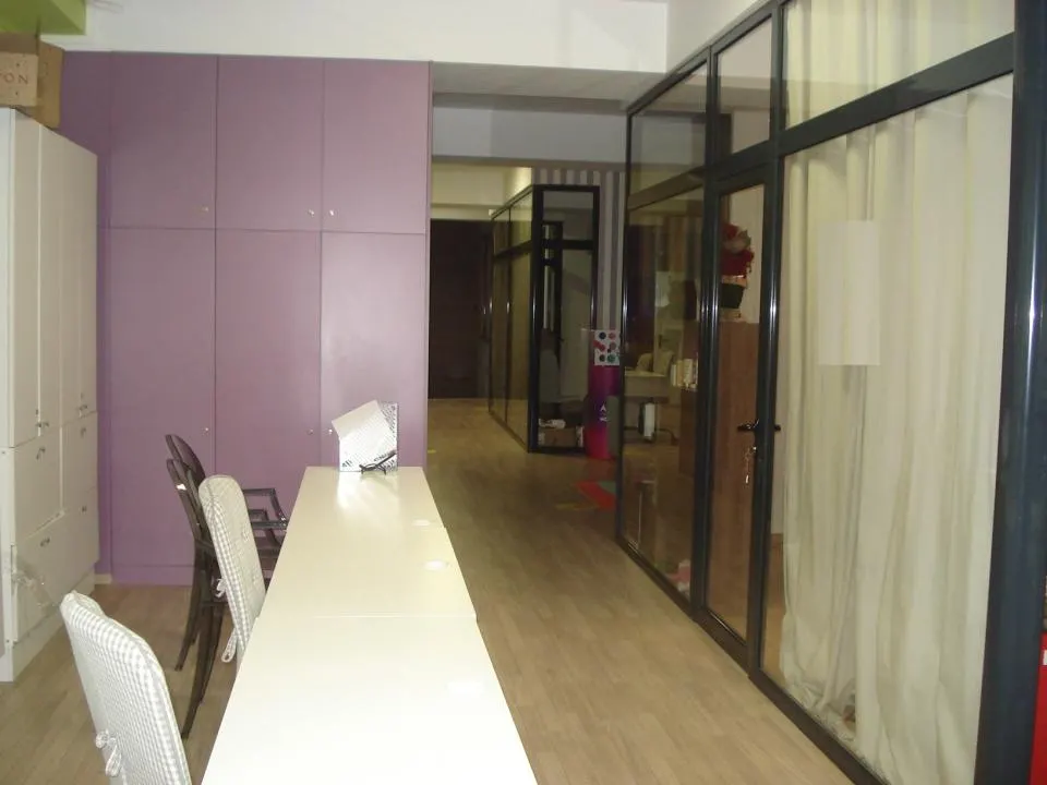 Piata Unirii - Dealul Mitropoliei spatiu pretabil showroom, reprezentata, birouri - foto 6