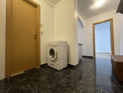Apartament 2 camere Racadau,decomandat,etaj intermediar,120000 Euro neg - foto 6