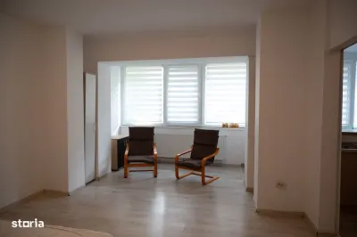 Apartament elegant in zona centrala,  curte si intrare individuala,102000 Euro - foto 2