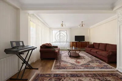 Apartament Centru Iasi pe doua nivele 120 mp + gradina 70 mp - Iasi