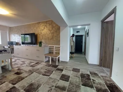 3 CAMERE CENTRUL CIVIC - Brasov