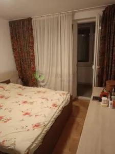 Apartament 3 camere semidecomandat de vanzare GARII - Brasov
