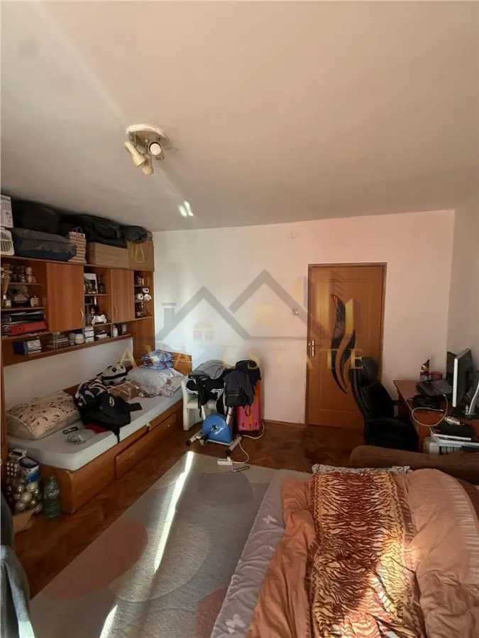 Apartament 1 camera, Et.6, 32 mp - Zona Circumvalatiunii - foto 1