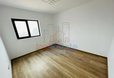 Apartament cu 2 camere decomandat, zona Capat Cug - foto 3