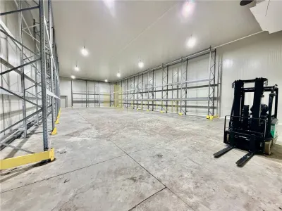 Hale industriale renovate, 500 mp, acces TIR si rampa, zona Nord Ploiesti - foto 5