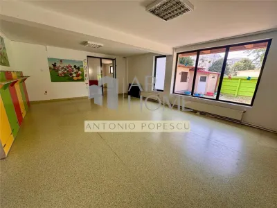 Imobil P+M si curte, pretabil pentru diferite activitati comerciale, Ploiesti, central - foto 23