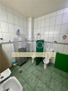 Imobil P+M si curte, pretabil pentru diferite activitati comerciale, Ploiesti, central - foto 10