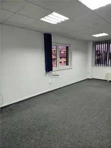 Spatii Birouri - 500 mp - Sos Sibiului - foto 2