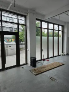 Spatiu Comercial - 200 mp - Showroom - Servicii - Clinica Medicala - foto 2