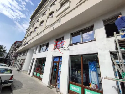 Inchiriere spatiu comercial, ultracentral, bloc total renovat. - Bucuresti