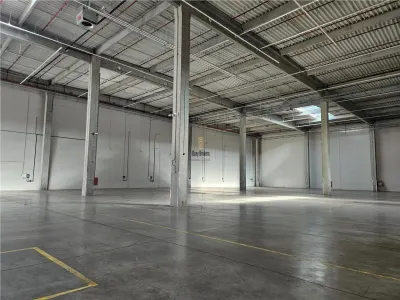 Spatiu Industrial - 5300 mp - Logistica - Productie - Depozitare - Distributie - Gilau