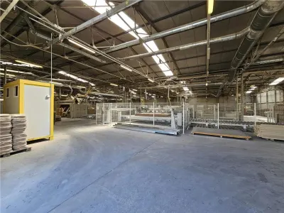 Spatiu Industrial - 5000 mp - Productie - Depozitare - foto 19