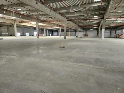 Spatiu Industrial - 4000 mp - Productie - Depozitare - Distributie - Arad