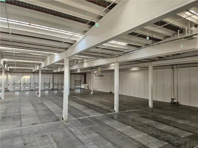 Spatii Industriale - 10000 mp - Logistica - Productie - Depozitare - Distributie - Deva